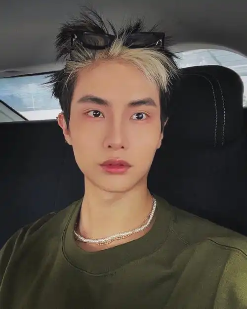 不到一百元70自己动手染发男生刘海染06