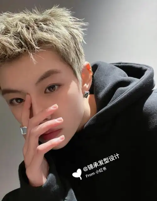 男生超帅发型推荐凌乱纹理77亚麻金色7878