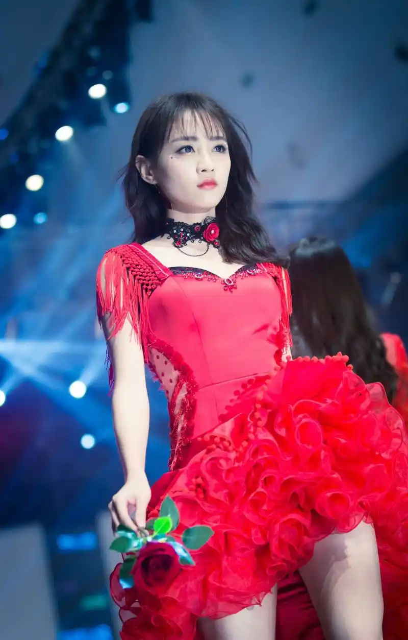 有没有黄婷婷非常适合安利的图片?