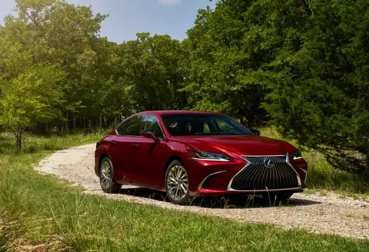 2949万起新款雷克萨斯es市场竞争力如何