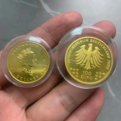 收到一枚特殊的金币