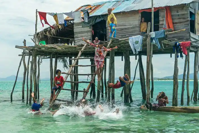 巴瑶人的孩子们 ___ 2016.8 马来西亚仙本那 - 美篇