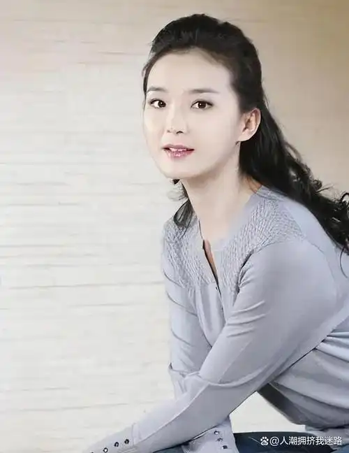 王艳年轻时的美貌和才华让她