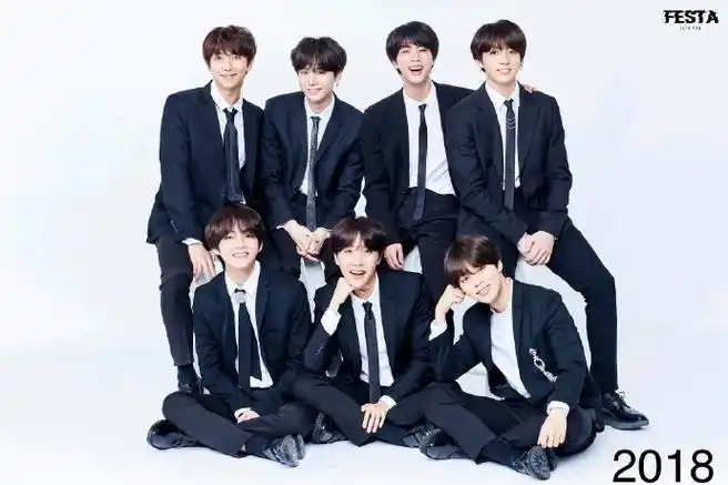 防弹少年团超话#防弹少年团0613出道十周年快乐#夏叶摇晃旋律的风铃