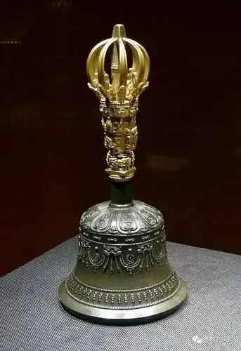 故宫藏传佛教法器展上