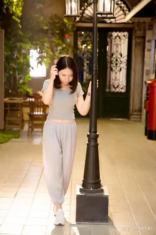 女生身高160887092的三围怎么样