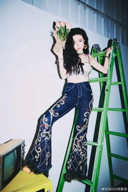 seek明星志##李宇琪毕业首本电子刊##李宇琪双面大片##李宇琪毕沂首