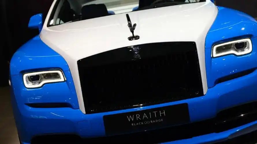 劳斯莱斯魅影bb版双拼色绝绝子