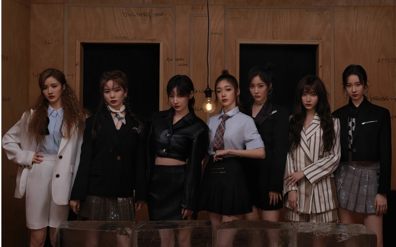 硬糖少女303听女孩说