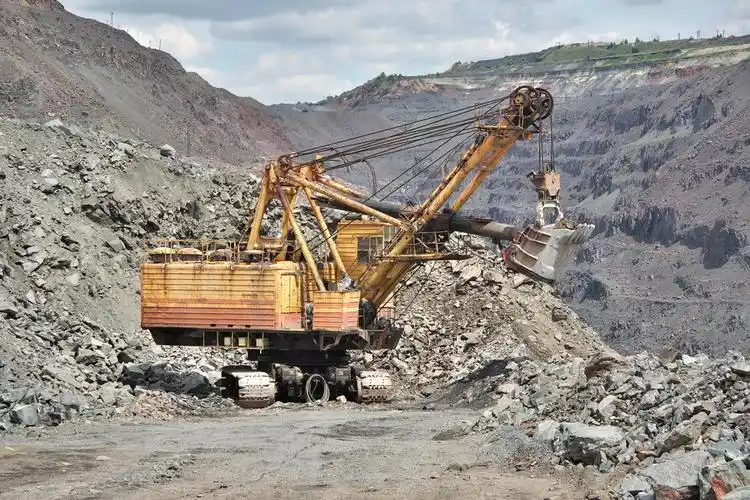 挖掘机,铁矿,开采