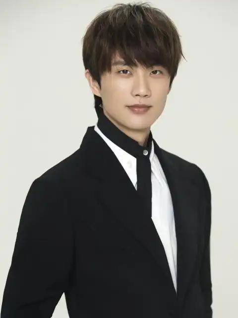 国内唯一不混娱乐圈的男歌手,从不宣传演唱会,却场场一票难求!