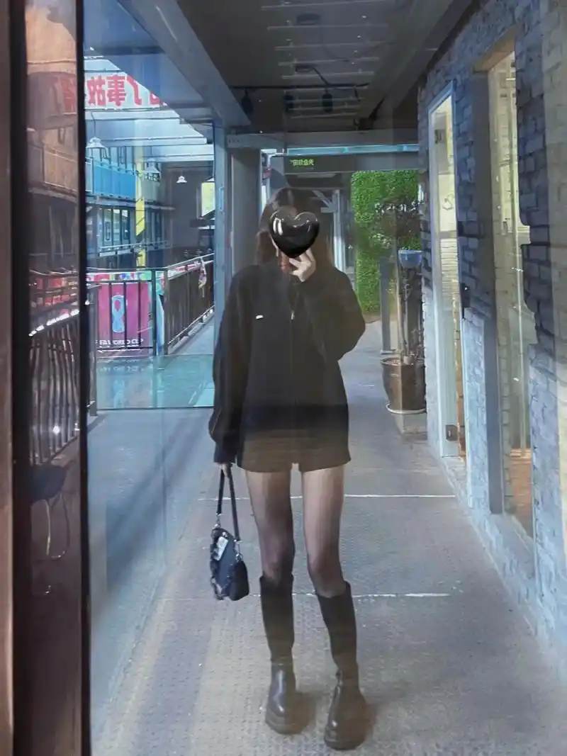 165/100斤微胖女生穿搭日常!get.因为我肉肉的 所以 - 抖音