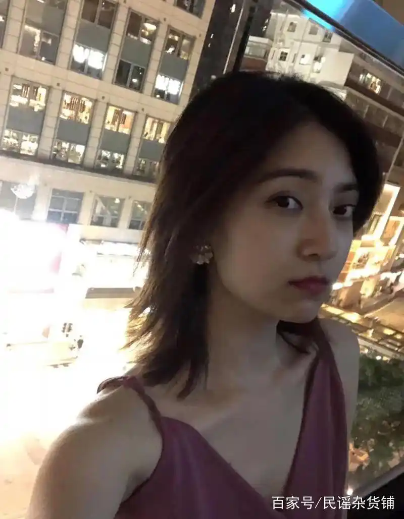 这些李志背后的女人,一个比一个牛逼!