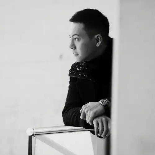 帅气陈伟霆霆霆霆霆头像