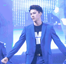 吴世勋色气向顶胯,这小蛮腰简直无人能敌了,少年好功夫