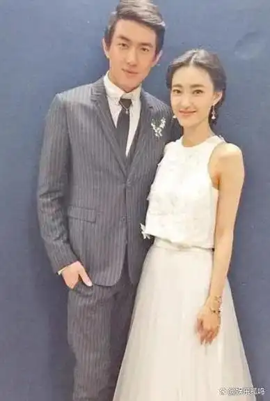 被称为万达少奶奶新恋情一波又一波林更新果然不简单