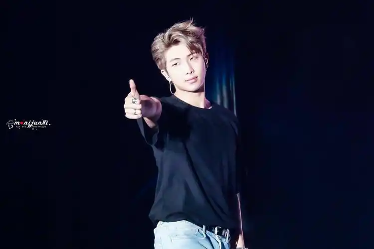 金南俊 - 堆糖,美图壁纸兴趣社区