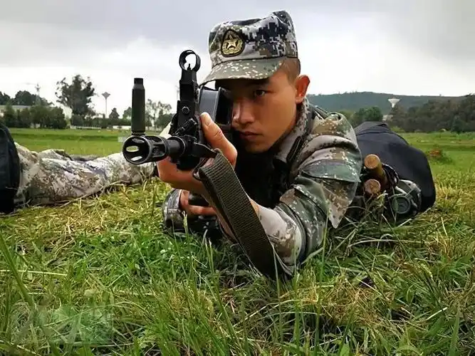 个个都是"神枪手",这批"准军官"们有什么秘诀?