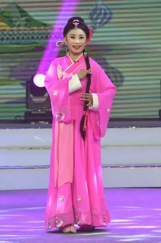 有戏安徽呈现全国戏迷春晚两术融合共筑全国宣传版图