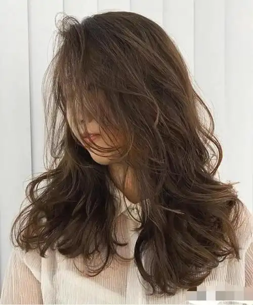 头发少怎么吹蓬松,头发少怎么吹蓬松一点(头发少就这样烫)