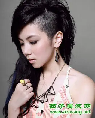 女生长发剃鬓角发型 看看谁的最个性(2)