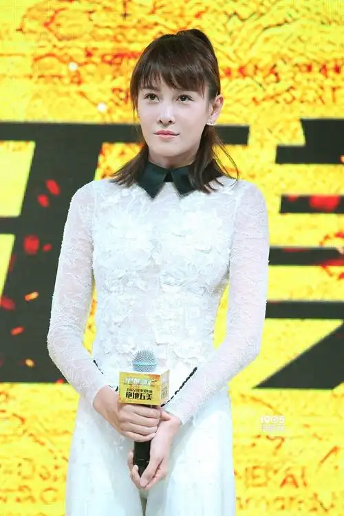 《绝地逃亡》范冰冰防狼有术 成龙遭张蓝心腿咚_华语制造_图集_电影网