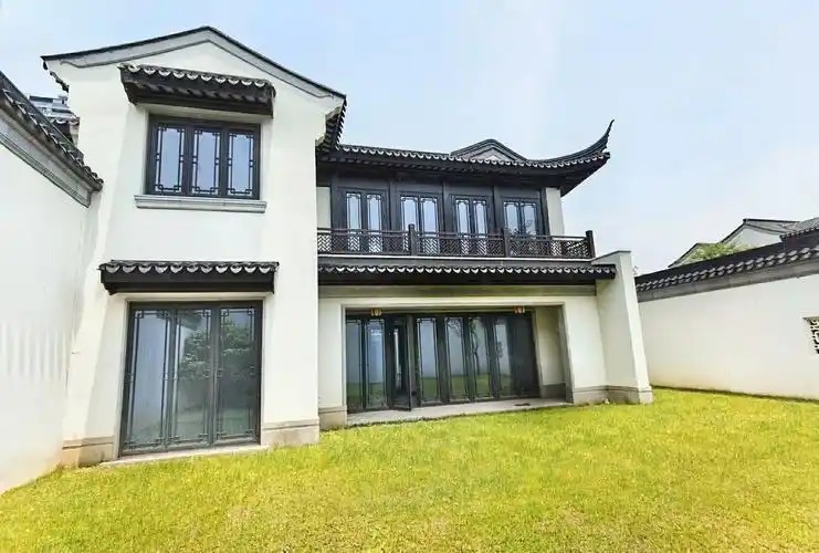 中式合院,4个大套房,边套南花园200平,绿城桃源小镇品霞苑(别墅)-杭州