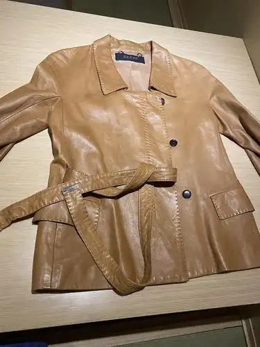 gucci女士皮衣 秋款 二手出