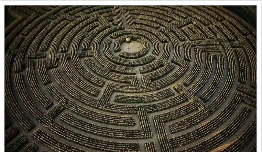 设计出来囚禁弥诺陶洛斯的在古希腊的神话里世界最大的迷宫·海纳