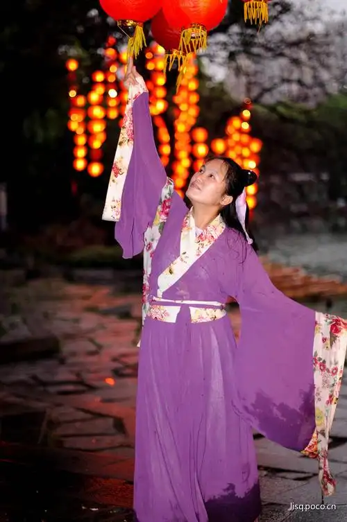 标题:汉风-紫衣