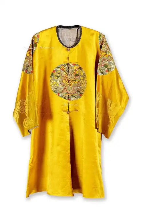 0816清黄缎龙袍