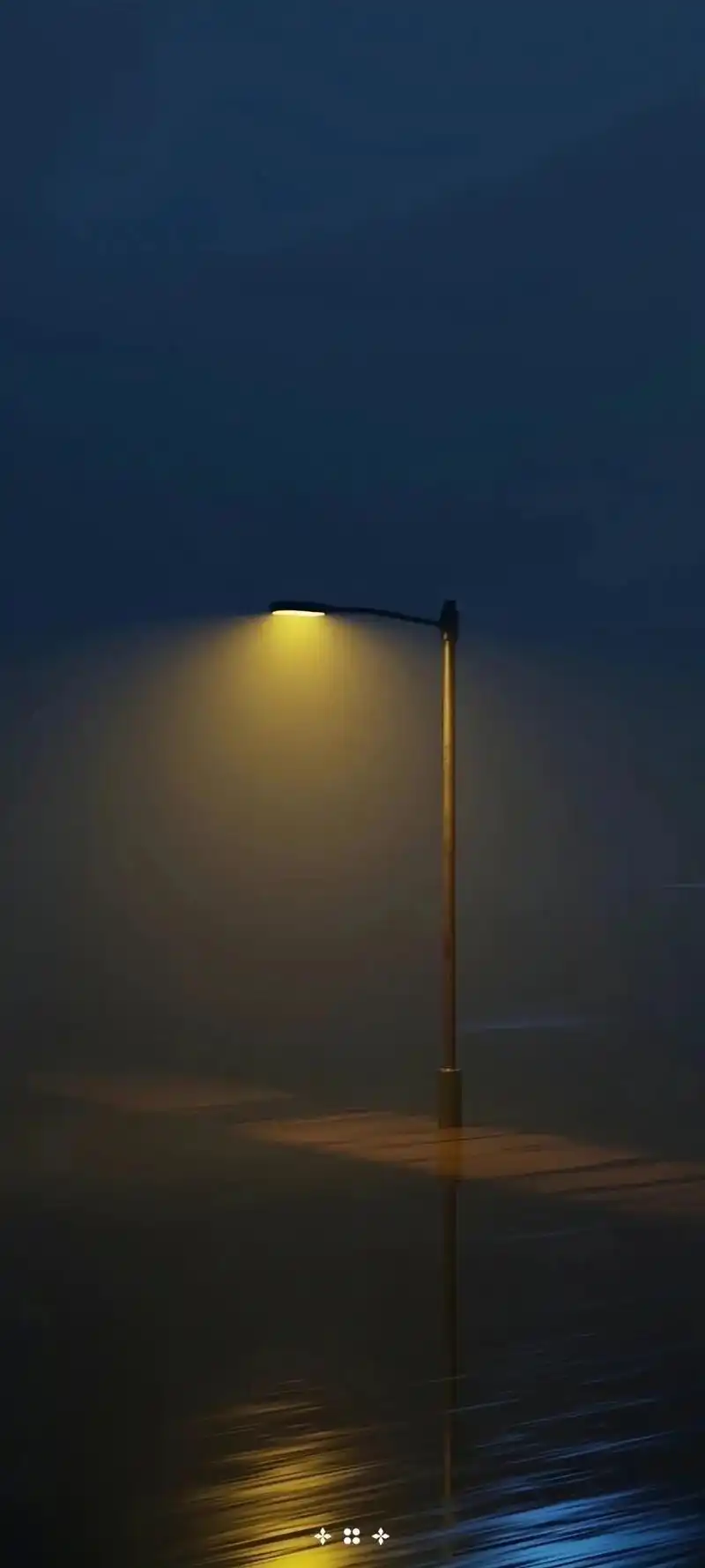 最近很火的iphone 开灯渐变壁纸,设为锁屏,点亮屏幕的瞬 - 抖音