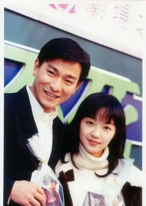 三段恋情无疾而终,53岁仍未婚无子女,已放弃寻找另一半_欧丁玉_张学友