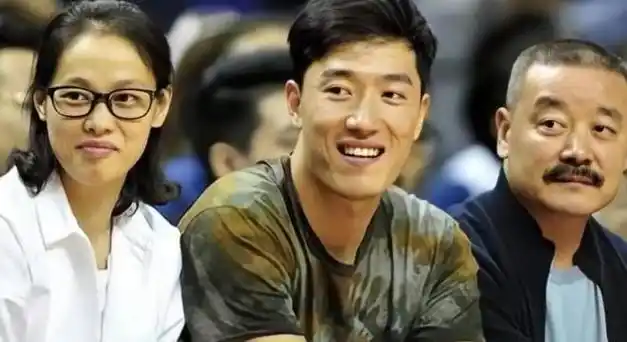 刘翔妻子吴莎模样大变发型让人惊艳结婚多年仍坚持丁克