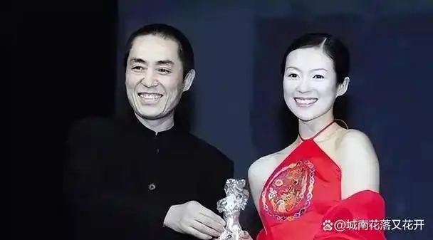 与汪峰离婚6个月后,再看章子怡的处境,张艺谋的话终于有人信了