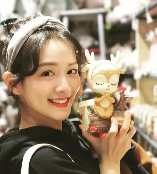 女版吴磊出道仅4年出演如懿传原声献唱被赞完美角色