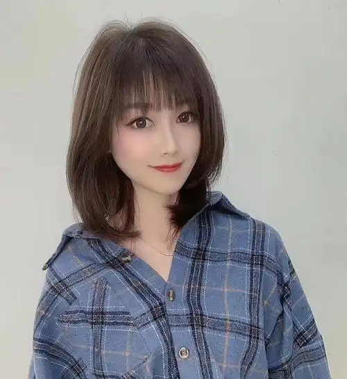 颜值低〃的女生别乱剪头发,试试今年很火的3种发型,瘦脸还美