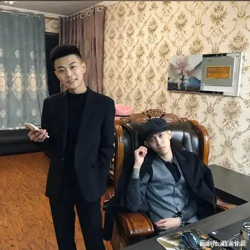 鹤轩团队郑雯迪个人资料-全网发行