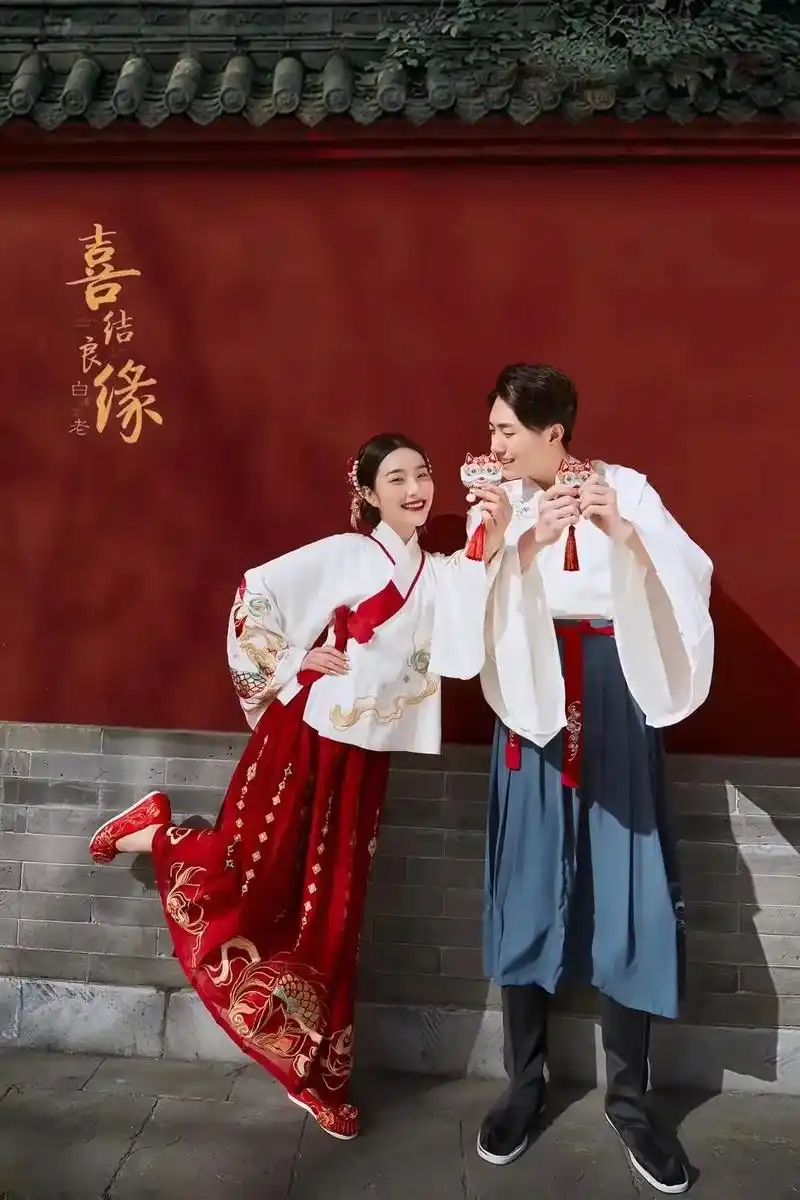 中国风古韵唐装婚纱照 - 弥尚摄影:婚纱照的专业影相-呼和浩特 - 抖