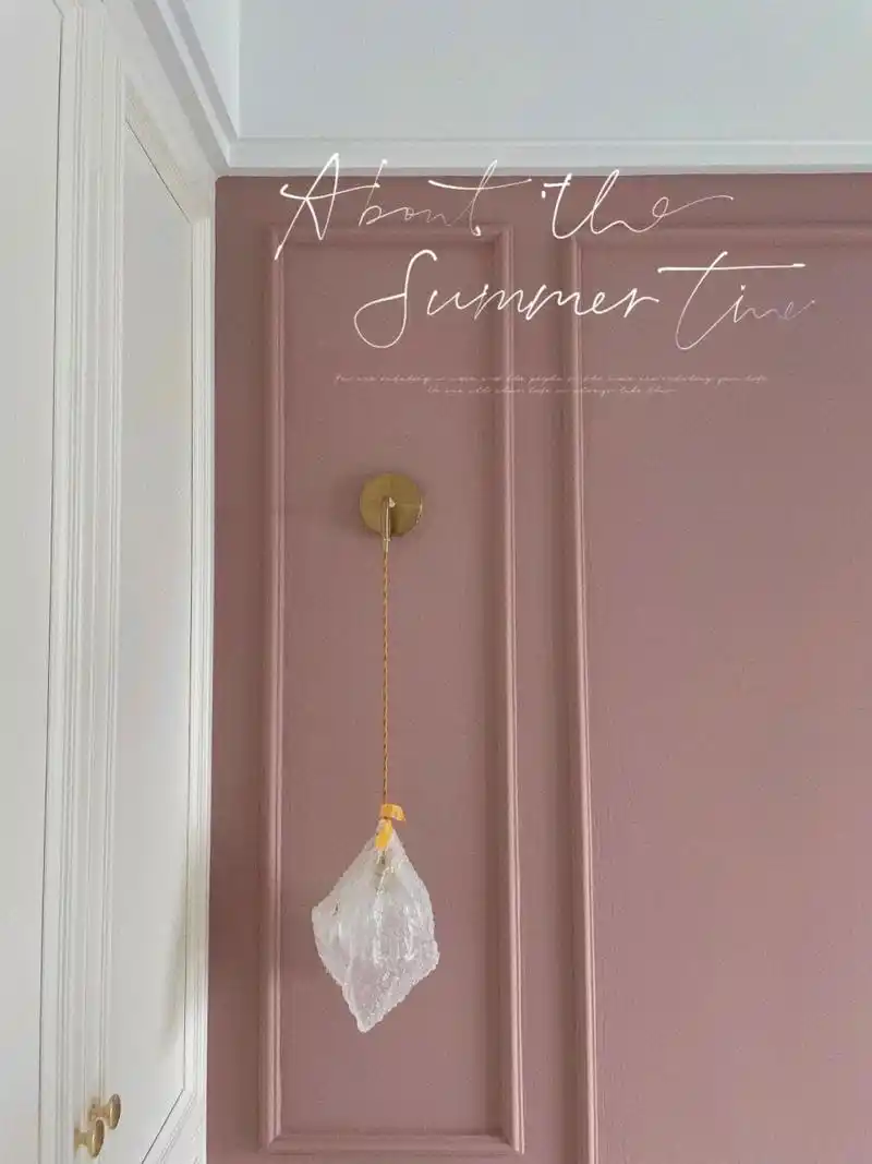 立邦褐珊瑚背景墙绝绝子 本来之前刷到有人翻车,说褐珊瑚不好看,有点