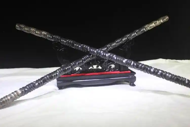 一折金箍棒 兵器 开刃_十八般兵器 双锏 双鞭短棍扭转纹金箍棒棍双棍