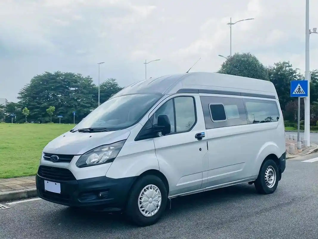 2017新全顺中轴中顶柴油6座 简易房车风,2017年福特新全顺,柴油,2.