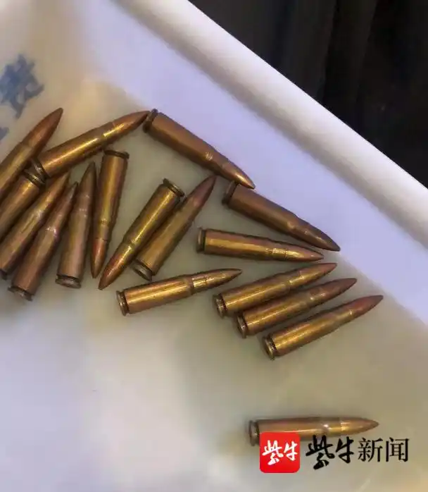 小伙携带17枚子弹乘车火车站被拦下后没收