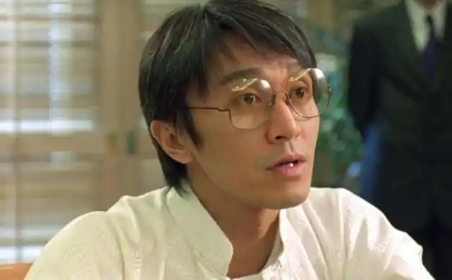 电影《千王之王2000》中,周星驰不是男一号却胜似男一号