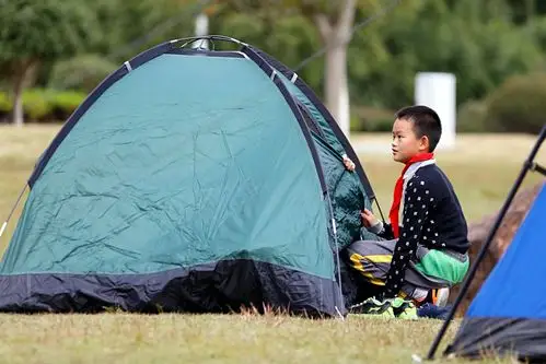 2.搭帐篷