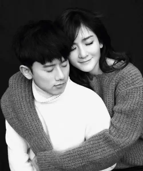 39岁谢娜官宣怀二胎!此前已有双胞胎女儿_张杰_刘烨_网友