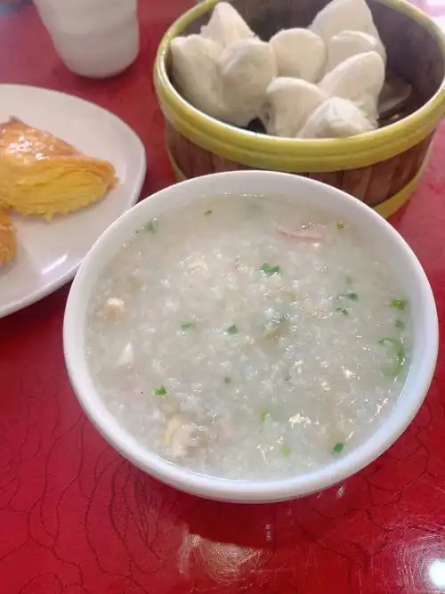 果然清晨的粥比深夜的酒好喝