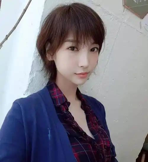 短碎发_中国_发型_形象