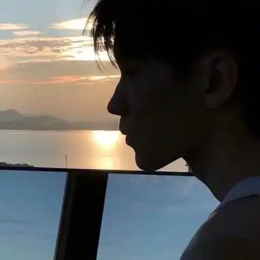 男头/不该在没有意义的人和事上停留太久_男生头像_我要个性网