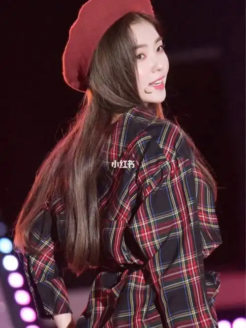 irene教你贝雷帽这么戴最好看